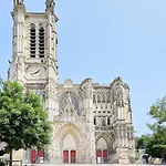 Le Champenois - Charme Centre-ville & Netflix Apartment