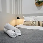 Le Champenois - Charme Centre-ville & Netflix Apartment