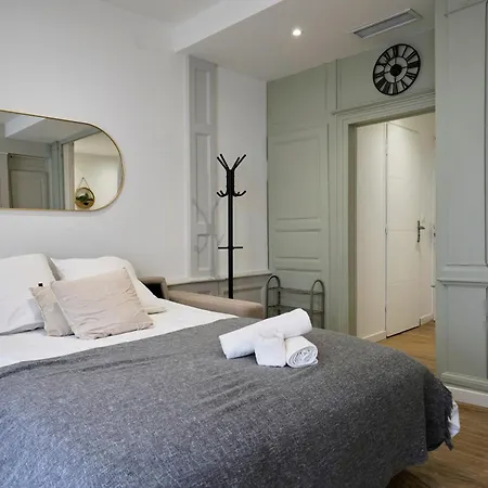 Le Champenois - Charme Centre-ville & Netflix Appartement