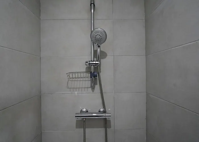 Le Champenois - 3 - Equipe Coeur De - Climatisation - Netflix Troyes