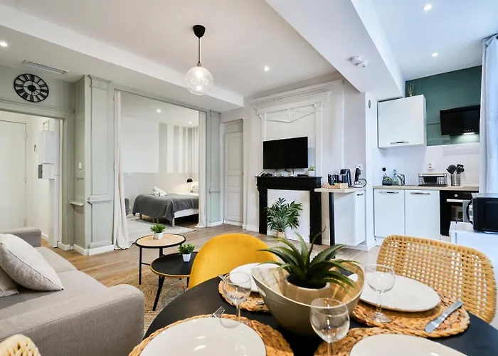 Le Champenois - 3 - Equipe Coeur De - Climatisation - Netflix Troyes